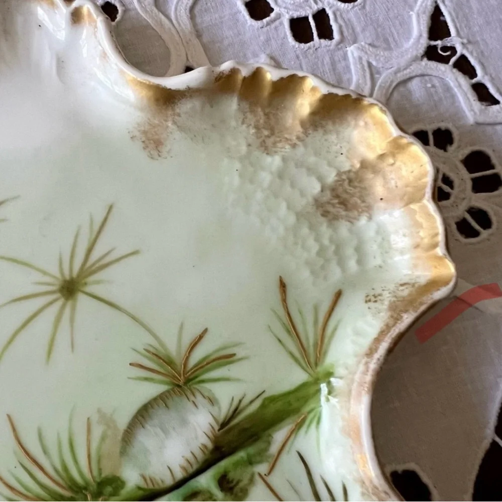 Limoges Vintage Unique Shape Dish Ceramic Ivory/Whit/Green w/ Gold Trim - Picture 10 of 15